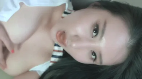 秀人網豪乳嫩模王麗丁極致誘惑_浴室噴頭沖洗_情趣絲襪制服抖奶露乳