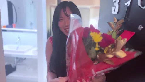 Onlyfans韓國正妹「Elle Lee」【第2彈】新年的正確慶祝方式就是爆操穿著旗袍的我Daintybabyelle