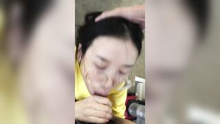 清純美少女反差又欠肏 對著男友豎中指 單純快樂的小嫩妹被男友調教成了小母狗-05