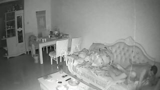 家庭攝影機真實偷拍 各種男女激烈性生活-33