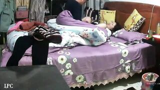 家庭攝影機真實偷拍 各種男女激烈性生活-22