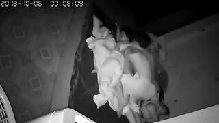 家庭攝影機真實偷拍 孩子睡著後 夫妻性生活 激情不減-35