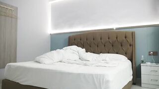 操我 老公給我給我 啊啊不行了 你不要進去了 良家小少婦真情投入 被操的連連求饒 路都走不動