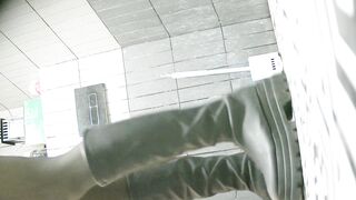 【廁拍】極品黑絲 白虎逼-11