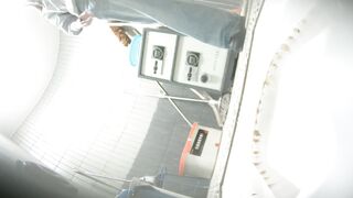 【廁拍】極品黑絲 白虎逼-13