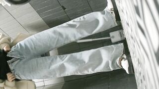 【廁拍】極品黑絲 白虎逼-16