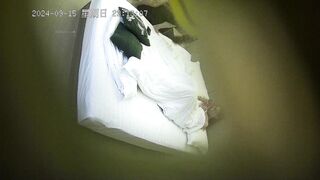 酒店偷拍 韓系美女穿情趣被操 男友後入時臀浪一波接著一波2