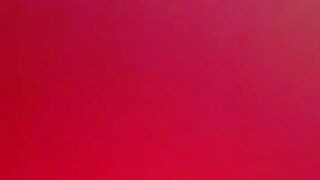 童顏巨乳大學生直播宿舍同學上廁所 1