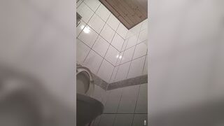 快餐店女廁偷拍小姐姐方便-03