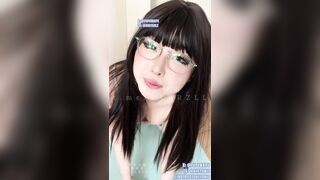 阿黑顏母狗「Pupu噗噗」《瑜伽激情》在書房練瑜伽，讓男友的室友幫拉伸，一夜激情沒完沒了-3